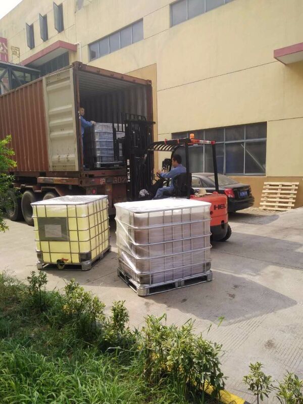 ৫০০-১৫০০ MPa·s সান্দ্রতা এবং ১৫-২৫ KV/mm ডাইইলেকট্রিক শক্তি সহ বৈদ্যুতিক ইপোক্সি রেজিন যা উন্নত বৈদ্যুতিক বন্ধন এবং নিরোধকের জন্য ১৩০-১৪০°C তাপমাত্রায় নিরাময় হয়