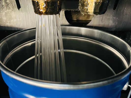 শক্তি প্রসার্য শক্তি জন্য ইপোক্সি রজন কাস্টিং 60-80N / মিমি 2 শেল্ফ জীবন ক্রিস্টাল তরল